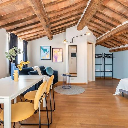 Апартаменты Mimosa- Loft Elegante Con Terrazza Nel Centro Di Сиена Экстерьер фото