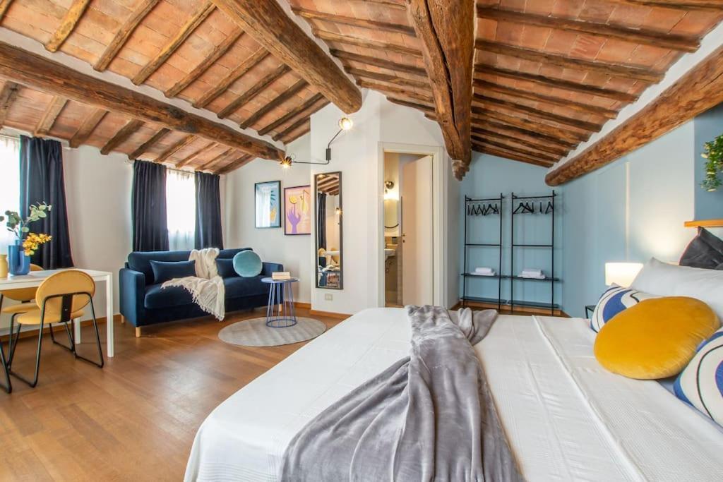 Апартаменты Mimosa- Loft Elegante Con Terrazza Nel Centro Di Сиена Экстерьер фото