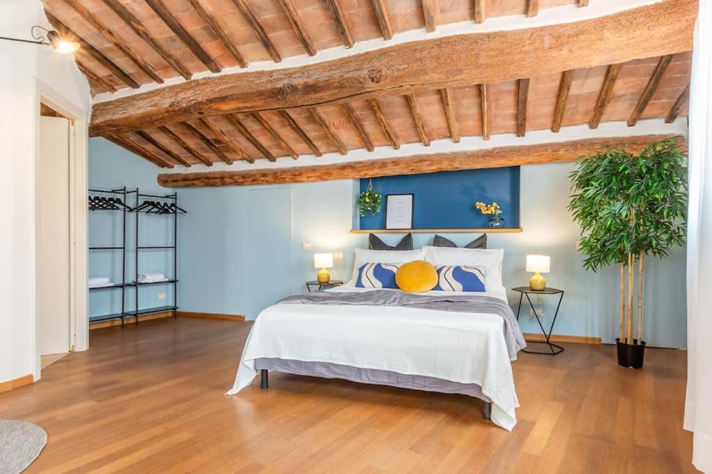 Апартаменты Mimosa- Loft Elegante Con Terrazza Nel Centro Di Сиена Экстерьер фото